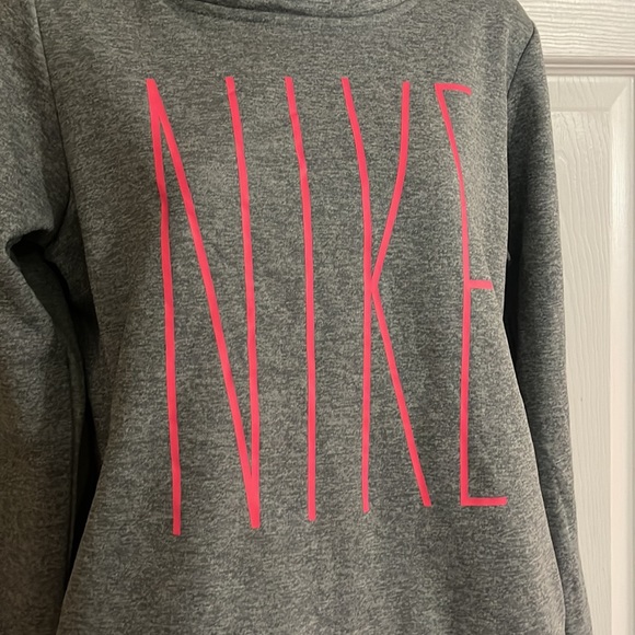 NWOT - Nike Hooded Gray Sweatshirt XL - Runs a bit small - Picture 2 of 6